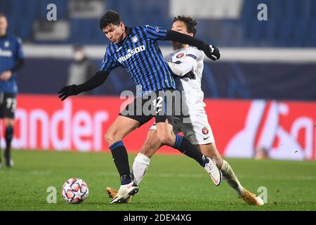 Bergamo, Italien. Dezember 2020. Matteo Pessina (Atalanta) während des UEFA-Champions-League-2020 2021-Spiels zwischen Atalanta 1-1 Midtjylland am 01. Dezember 2020 im Gewiss-Stadion in Bergamo, Italien. Quelle: Maurizio Borsari/AFLO/Alamy Live News Stockfoto