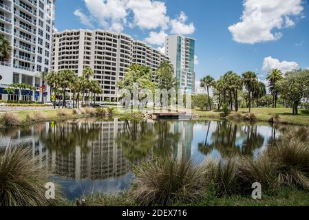 Wunderschöne Aussicht von der Bucht in Sarasota City Stockfoto