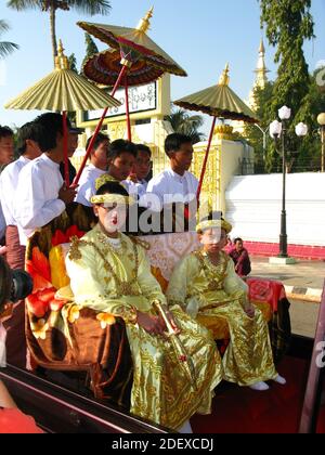 Die Einweihung in Mönche, Myanmar Stockfoto