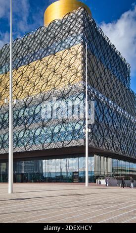 Bibliothek von Birmingham, eröffnet 2013 und entworfen von der niederländischen Architektin Francine Houben, Centenary Square, Birmingham, West Midlands, England Stockfoto