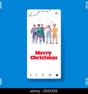 Mischen Rennen Menschen in Masken feiern Neujahr weihnachtsferien Coronavirus Quarantäne Konzept Smartphone Bildschirm volle Länge Vektor Illustration Stock Vektor