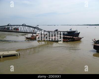 Boote in der Marina von Yangon, Rangun, Myanmar Stockfoto