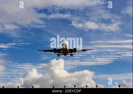 Liverpool John Lennon Airport, Ryanair, easyJet Stockfoto