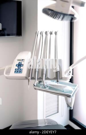 Stock Foto von modernen Werkzeugen in der Zahnklinik verwendet. Stockfoto