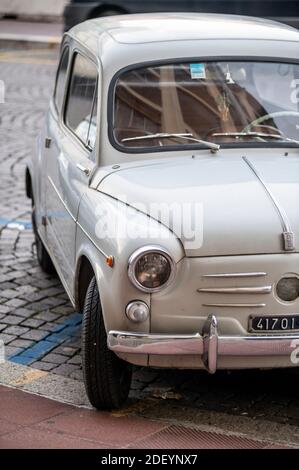 terni,italien november 17 2020:Detail des alten fiat 600 Stockfoto