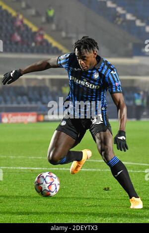 Bergamo, Italien. Dezember 2020. Duvan Zapata (91) von Atalanta, gesehen während des UEFA Champions League-Spiels zwischen Atalanta und FC Midtjylland im Gebiss-Stadion in Bergamo. (Foto Kredit: Gonzales Foto/Alamy Live News Stockfoto