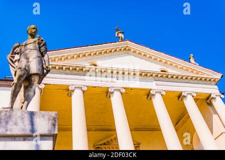 Villa La Rotonda ist eine neoklassizistische Villa etwas außerhalb von Vicenza in Norditalien von Andrea Palladio entworfen. Der richtige Name der Villa ist Villa Almeric Stockfoto