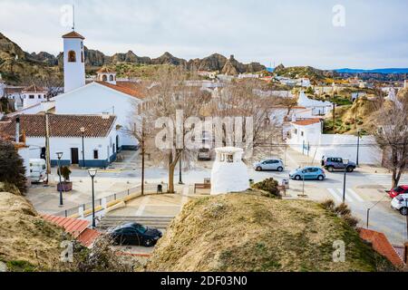 Barrio de las Cuevas - Cave Houses Bezirk. Guadix, Granada, Andalucía, Spanien, Europa Stockfoto