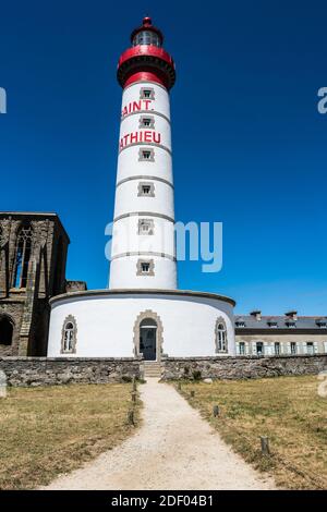 Außenansicht des Leuchtturms Saint-Mathieu, Bretagne, Frankreich, Europa. Stockfoto