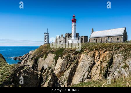 Außenansicht des Leuchtturms Saint-Mathieu, Bretagne, Frankreich, Europa. Stockfoto