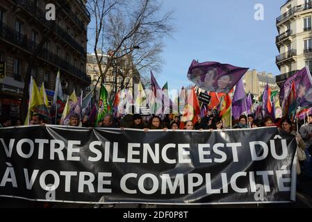 Pro-kurdische Demonstranten fordern Gerechtigkeit bei einer Demonstration in Paris, Frankreich, am 11. Januar 2020, zu Ehren der drei kurdischen Aktivistinnen Sakine Cansiz, Fidan Dogan und Leyla Soylemez, die am 10. Januar 2013 im Kurdistan Informationszentrum im 10. Bezirk von Paris tot aufgefunden wurden. Foto von Georges Darmon/Avenir Pictures/ABACAPRESS.COM Stockfoto