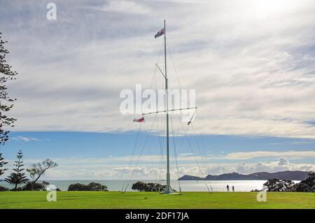 Die Marine Flagstaff, Waitangi Treaty Grounds, Waitangi, Bay of Islands, Region Northland, Nordinsel, Neuseeland Stockfoto