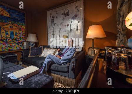 Photo d’Archive datée du 6 janvier 2014 de l’avocat Alex Ursulet dans son Bureau parisien. après sept mois d’enquête, le conseil de discipline de l’ordre a sanctionné l’avocat, ancien conseil du tueur en série Guy Georges, pour ses agissements envers une stagiaire. le conseil de discipline du barreau de Paris a prononcé la radiation de l’avocat Alex Ursulet. Une jeune avocate dénonce des faits de viols et de harcèlement sexuel. Foto von Khanh Renaud/ABACAPRESS.COM Stockfoto