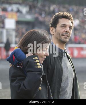 Tomer SISLEY und seine Frau Sandra beim Grand Prix d'Amerique Pferderennen am 2. Januar§, 2020 im Vincennes Hippodrome bei Paris, Frankreich. Foto von Loic BARATOUX/ABACAPRESS.COM Stockfoto