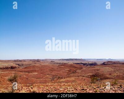 Blick auf die Wüste vom Mt Herbert in den Chichester Ranges, Millstream Chichester National Park, Pilbara, Western Australia Stockfoto