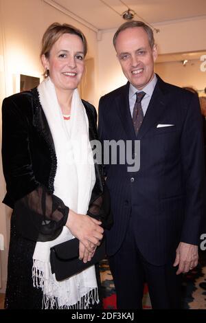 Graf von Paris, Prinz Jean von Frankreich mit seiner Frau die Gräfin von Paris, die Prinzessin Philomena von Orleans besuchen die Ausstellung der Fürsten und Prinzessinnen von Orleans in der Galerie nicht eine Galerie in Paris am 5. März 2020, Frankreich. Foto von David Niviere/ABACAPRESS.COM Stockfoto