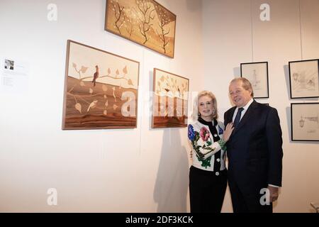 Prinz Michel von Orleans, Prinz Michel von Frankreich mit seiner Frau Baroness Barbara de Posch Pastor besuchen die Ausstellung der Prinzen und Prinzessinnen von Orleans in der Galerie Not a Gallery in Paris am 5. März 2020, Frankreich. Foto von David Niviere/ABACAPRESS.COM Stockfoto