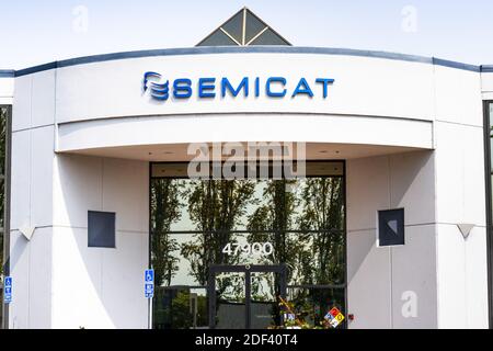 Sep 17, 2020 Fremont / CA / USA - Semicat Hauptsitz im Silicon Valley; Semicat, Inc. Ist als Lieferant von überholten Halbleiterausrüstungen tätig Stockfoto