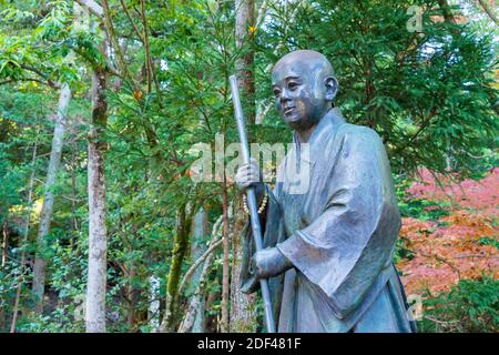 Ikkyu Sojun Statue am Ikkyuji Tempel (Shuon-an) in Kyotanabe, Kyoto, Japan. Ikkyu Sojun (1394-1481) war ein japanischer Zen-buddhistischer Mönch. Stockfoto
