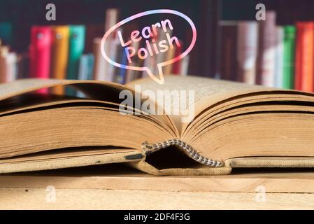 Ein Buch und eine Sprechblase Ich lerne Polnisch Stockfoto