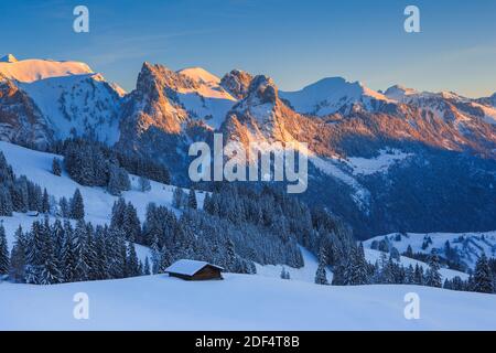 Geographie / Reisen, Schweiz, Blick vom Jaunpass ins Simmental, wi, Additional-Rights-Clearance-Info-Not-available Stockfoto