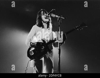 Todd Rundgren mit Utopia auf der Bühne im Haguer, Niederlande, 12. Oktober 1975. (Foto von Gijsbert Hanekriot) Stockfoto