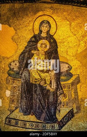 Istanbul / Türkei, September 03 2019: Jungfrau Maria und Jesus Christus Mosaik in der Hagia Sophia Moschee Stockfoto