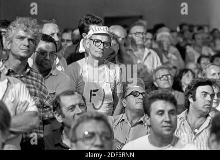 - PCI (Partito Comunista Italiano), Festa nazionale dell'Unità (Mailand, 1986) - PCI (Kommunistische Partei Italiens), Nationalfest der Unità (Mailand, 1986) Stockfoto