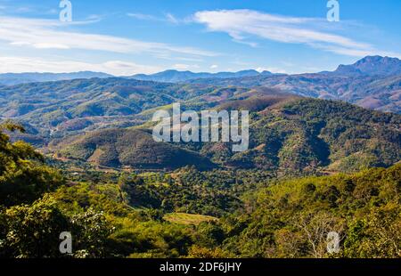 Doi Nang Non, Grenzgebirge zwischen Thailand und Myanmar Stockfoto