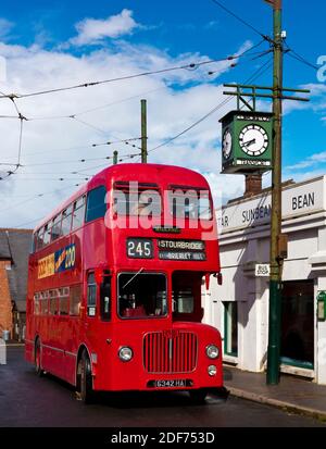 Doppeldeck Midland Red BMMO D9 6342 HA Bus gebaut Im Jahr 1963 im Dienst im Black Country Living Museum In Dudley West Midlands England Stockfoto