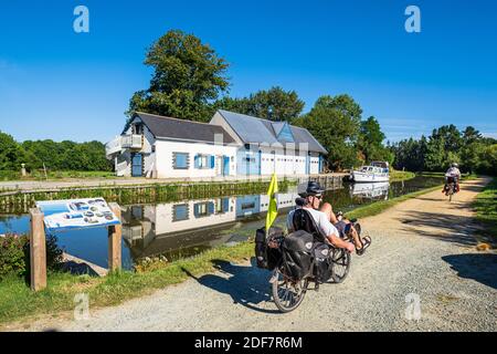 Frankreich, Loire-Atlantique, Nort-sur-Erdre, La Rabini?re Schleuse auf dem Kanal von Nantes nach Brest, Radtour entlang der Velodyss?e (EuroVelo 1) Stockfoto