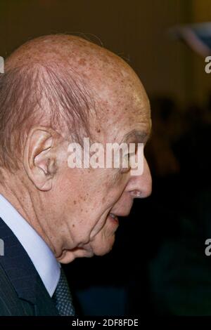 Paris, Frankreich. Dezember 2013. Tod von Präsident Valéry Giscard d'Estaing am 3. Dezember 2020. Stockfoto