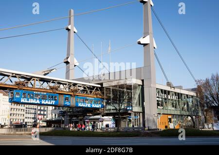 Bahnhof Der Oberbahn, Altmarkt, Wuppertal, Nordrhein-Westfalen, Deutschland, Europa Stockfoto