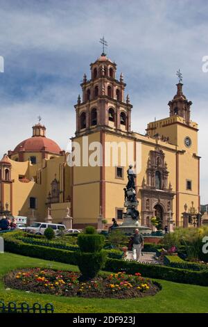 Die zentrale KATHEDRALE ist ein klassisches Beispiel der Kolonialarchitektur - GUANAJUATO, MEXIKO Stockfoto