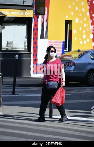 Tägliches Leben im 13. Arrondissement, während der Gefangenschaft des covid-19 Pandemienotfalls in Paris, Frankreich, am 25. April 2020. Foto von Karim Ait Adjedjou /Avenir Pictures/ABACAPRESS.COM Stockfoto