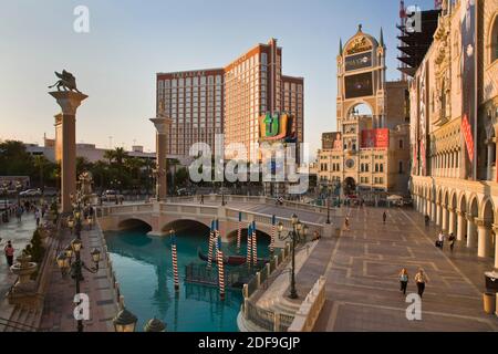 Das VENETIAN HOTEL AND CASINO ist eine Nachbildung der italienischen Stadt Venedig - LAS VEGAS, NEVADA Stockfoto