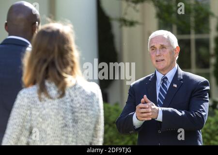 Der Vizepräsident der Vereinigten Staaten, Mike Pence, spricht am Donnerstag, den 7. Mai 2020, mit den Teilnehmern des Nationalen Gebetstages im Weißen Haus in Washington D.C., USA. Foto von Stefani Reynolds/CNP/Pool/ABACAPRESS.COM Stockfoto