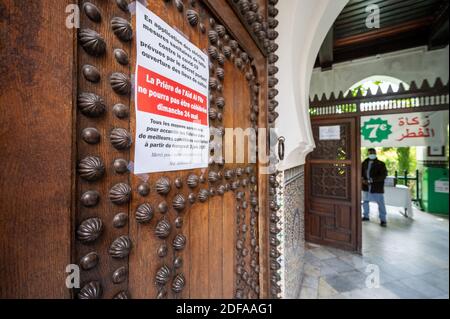 Eingang der Großen Moschee von Paris (Grande Mosquée de Paris), die gerade für die Öffentlichkeit wieder geöffnet, aber konnte nicht organisieren Gebet für Eid el Fitr, zum Ende des ramadan Monat, in Paris, Frankreich, am 24. Mai 2020. Foto von Ammar Abd Rabbo/ABACAPRESS.COM Stockfoto