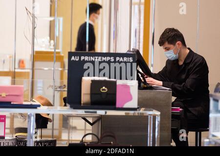 COVID19 - nach der Sperre - Printemps Haussmann Kaufhaus Wiedereröffnung nach der Sperre am 28. Mai 2020 in Paris, Frankreich. Foto von Nasser Berzane/ABACAPRESS.COM Stockfoto