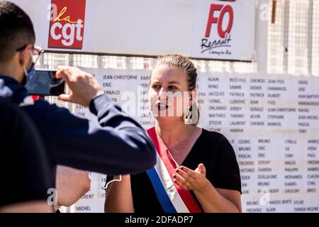 Mathilde Panot, Frankreich Insoumise Stellvertreterin für Val-de-Marne - Renault-Führungskräfte haben weltweit 15,000 Stellenabbau bestätigt, davon 4,600 in Frankreich. Choisy-le-ROI wäre der einzige Standort, der am 29. Mai 2020 in Choisy-le-ROI, Frankreich, schließen würde. Foto von Nasser Berzane/ABACAPRESS.COM Stockfoto