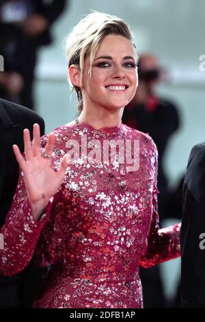 Datei-Foto vom 30. August 2019 von Kristen Stewart bei der Seberg-Premiere im Rahmen des 76. Internationalen Filmfestivals von Venedig (Mostra). Twilight Schauspielerin Kristen Stewart wird Prinzessin Diana in einem neuen Film über die Trennung der verstorbenen Prinzessin von Prinz Charles spielen, so berichtet. Stewart wird in Spencer, der Anfang der 1990er-Jahre eingestellt wurde, die von Peaky Blinders Schöpfer Steven Knight geschrieben werden, sagen Hollywood-Nachrichtenseiten. Foto von Aurore Marechal/ABACAPRESS.COM Stockfoto