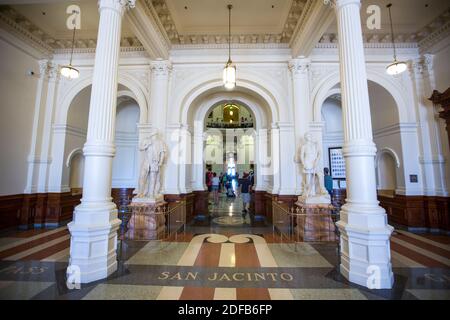 Frühjahr 2016 - Austin, Texas, USA - Texas State Capitol Building. Korridore des Kongresses in Texas. Stockfoto