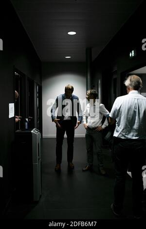 Yannick Jadot en visite à Lille pour soutenir le candidat écologique Stephane Baly, le 23 juin 2020. Foto von Eliot Blondt/ABACAPRESS.COM Stockfoto