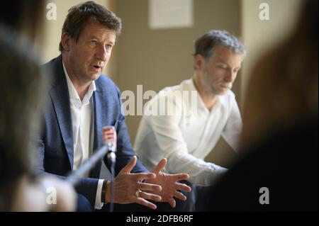 Yannick Jadot en visite à Lille pour soutenir le candidat écologique Stephane Baly, le 23 juin 2020. Foto von Eliot Blondt/ABACAPRESS.COM Stockfoto