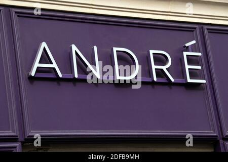 Ein Ladenschild von ANDRE, am 28. Juni 2020 in Paris, Frankreich. Foto von David Niviere/ABACAPRESS.COM Stockfoto