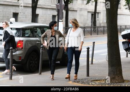 Rachida Dati Mitglied der französischen rechten Partei Les Republicains (LR) und Kandidatin bei den bevorstehenden Bürgermeisterwahlen 2020 Rachida Dati kommt, um am 28. juni 2020 im 11. Bezirk von Paris für die zweite Runde der Bürgermeisterwahlen in Paris, Frankreich, zu stimmen. Foto von Jcques Witt/Pool/ABACAPRESS.COM Stockfoto