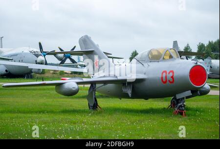 18. Juli 2018, Region Moskau, Russland. Düsenjäger Mikojan-Gurewitsch MiG-15 im Zentralen Museum der russischen Luftwaffe in Monino. Stockfoto