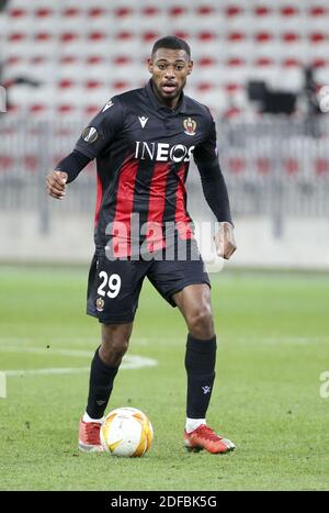 Nizza, Frankreich. Dezember 2020. Jeff reine-Adelaide aus Nizza während der UEFA Europa League, Gruppe C Fußballspiel zwischen OGC Nice und Bayer Leverkusen am 3. Dezember 2020 im Allianz Riviera Stadion in Nizza, Frankreich - Foto Jean Catuffe / DPPI / LM Kredit: Paola Benini/Alamy Live News Stockfoto