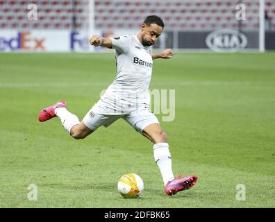 Nizza, Frankreich. Dezember 2020. Karim Bellarabi von Bayer Leverkusen während der UEFA Europa League, Gruppe C Fußballspiel zwischen OGC Nizza und Bayer Leverkusen am 3. Dezember 2020 im Allianz Riviera Stadion in Nizza, Frankreich - Foto Jean Catuffe / DPPI / LM Kredit: Paola Benini/Alamy Live News Stockfoto