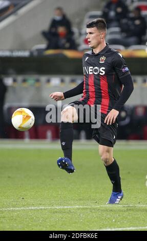 Nizza, Frankreich. Dezember 2020. Flavius Daniliuc aus Nizza während der UEFA Europa League, Gruppe C Fußballspiel zwischen OGC Nizza und Bayer Leverkusen am 3. Dezember 2020 im Allianz Riviera Stadion in Nizza, Frankreich - Foto Jean Catuffe / DPPI / LM Kredit: Paola Benini/Alamy Live News Stockfoto